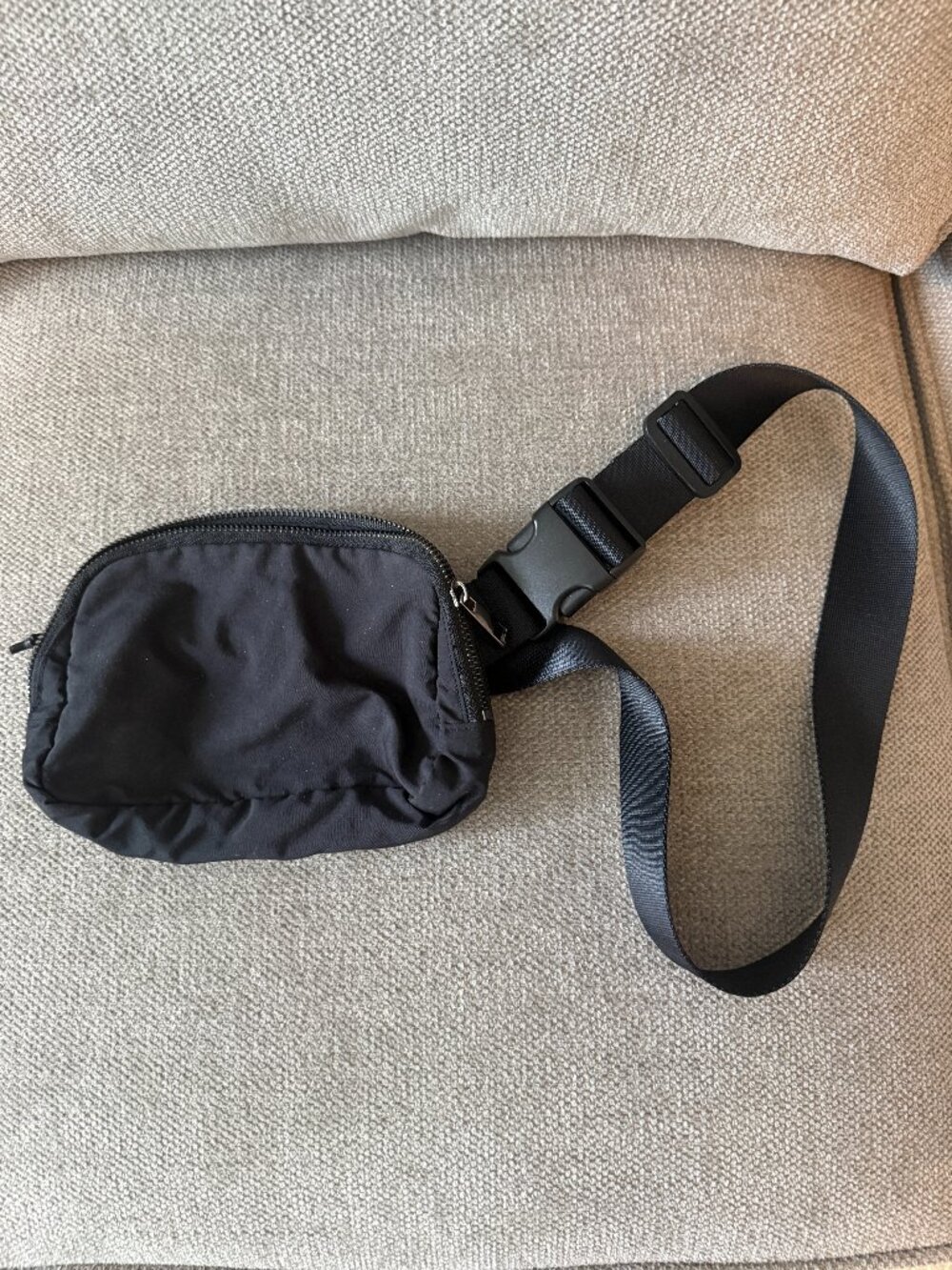 ODODOS Unisex Mini Belt Bag with Adjustable Strap Small Fanny Pack, sling bag